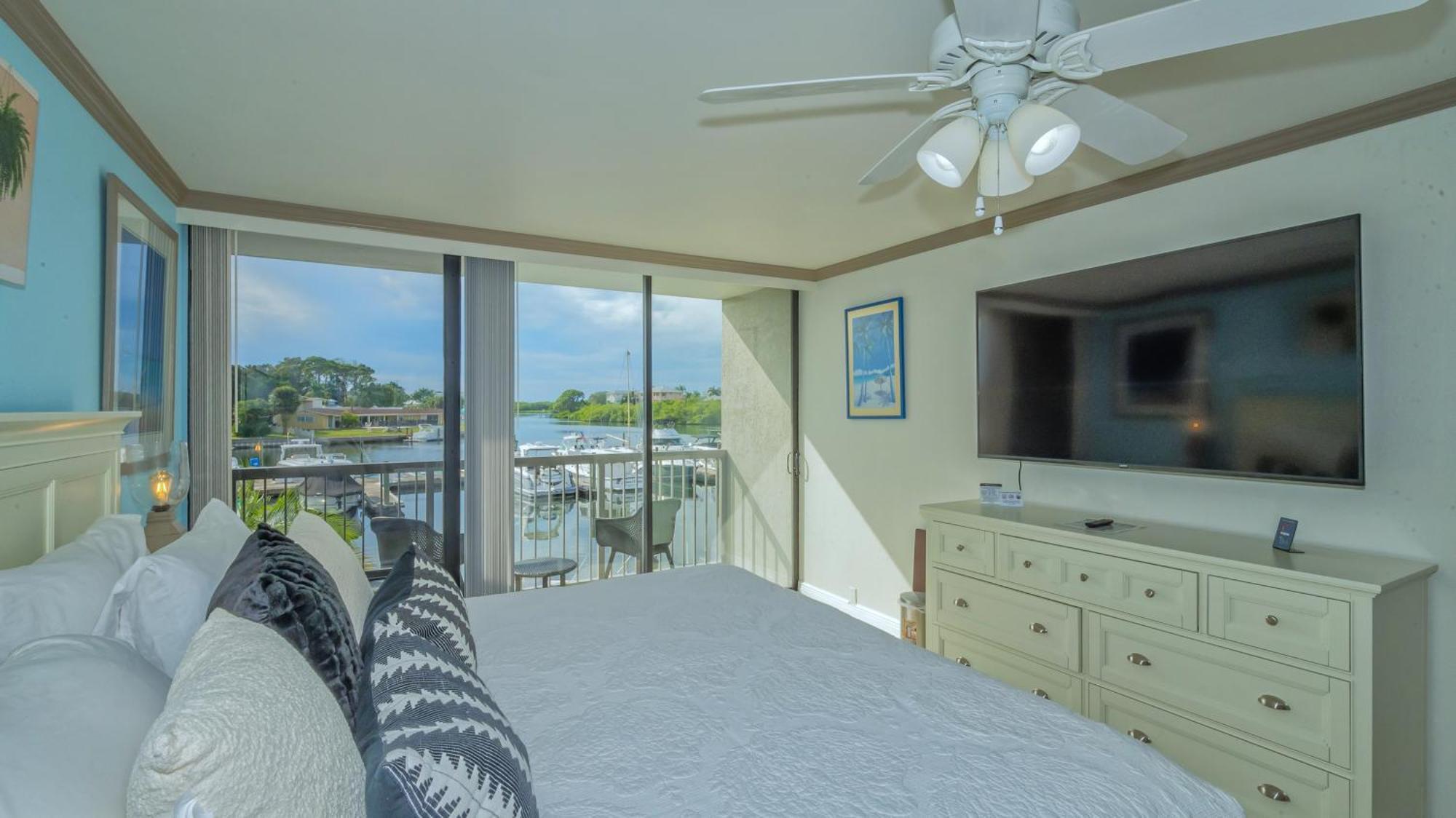 All-New Waterfront With Balcony,Pool,Tiki Bar,Gym 사라소타 외부 사진